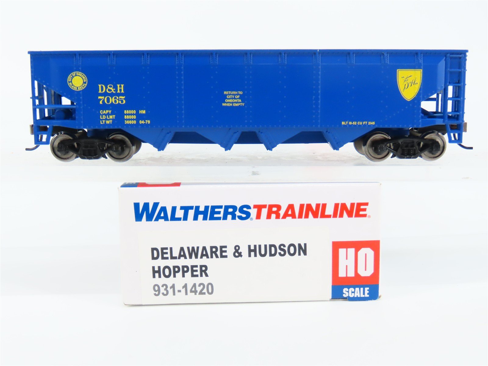 HO Scale Walthers Trainline 931-1420 D&H Delaware & Hudson 4-Bay Hopper #7065