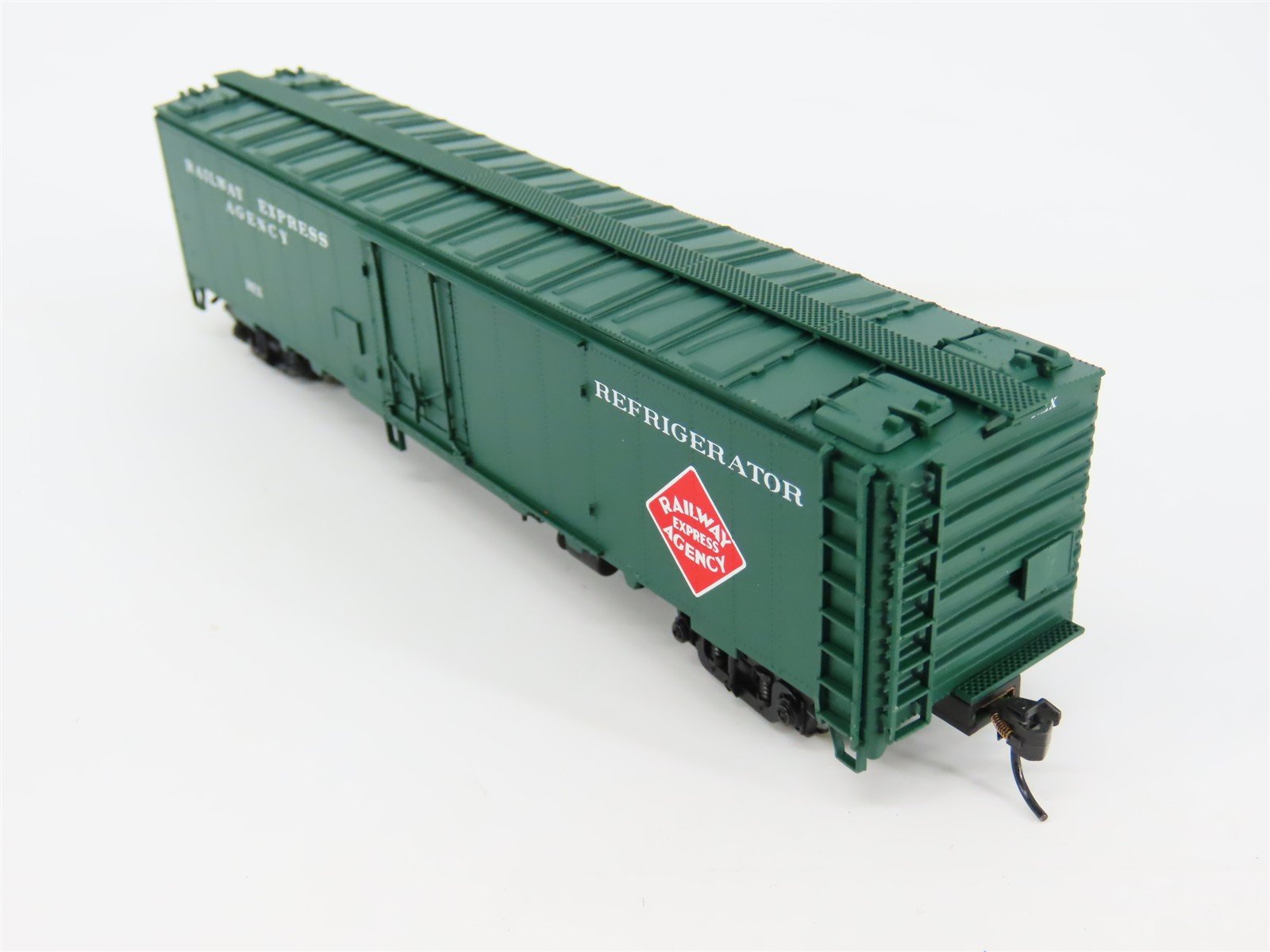HO Scale Walthers 932-6241 REX Railway Express Agency 50' Reefer
