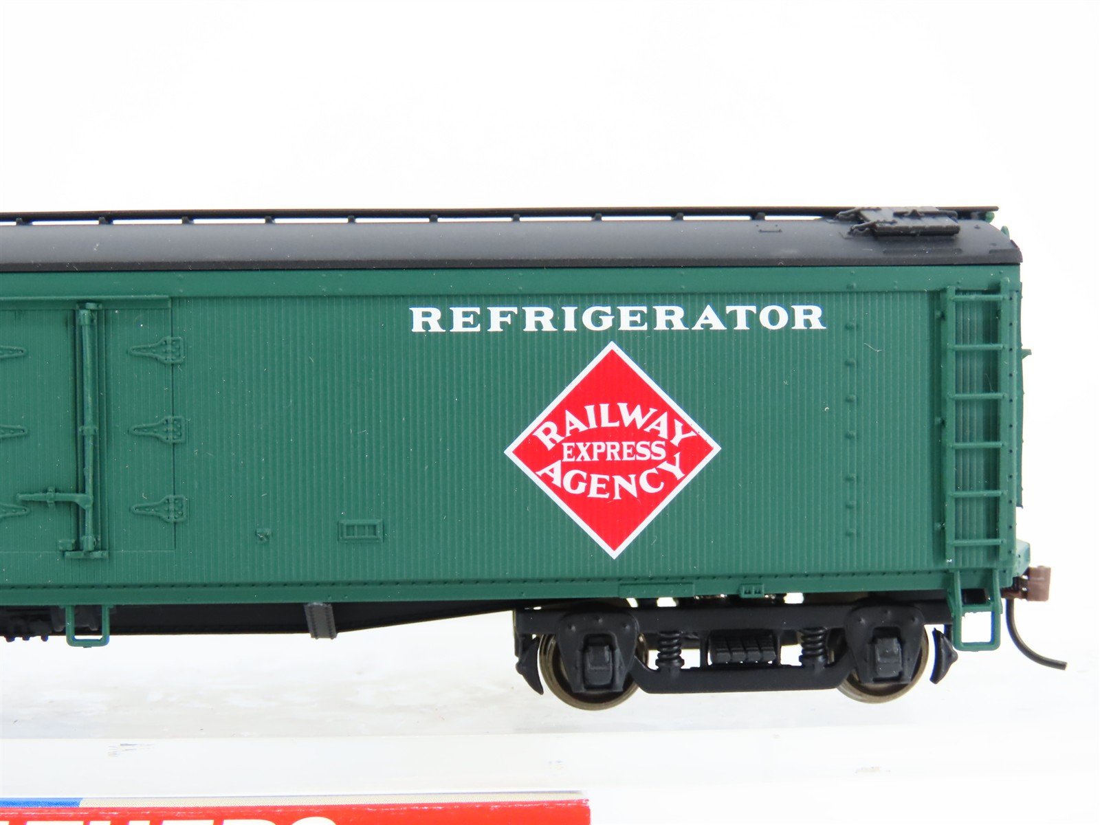 HO Scale Walthers 932-5471 REX Railway Express Agency Wood Reefer #319