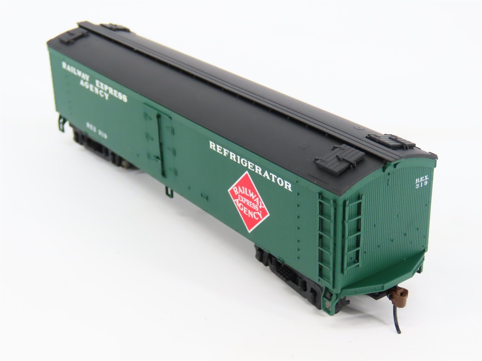 HO Scale Walthers 932-5471 REX Railway Express Agency Wood Reefer #319