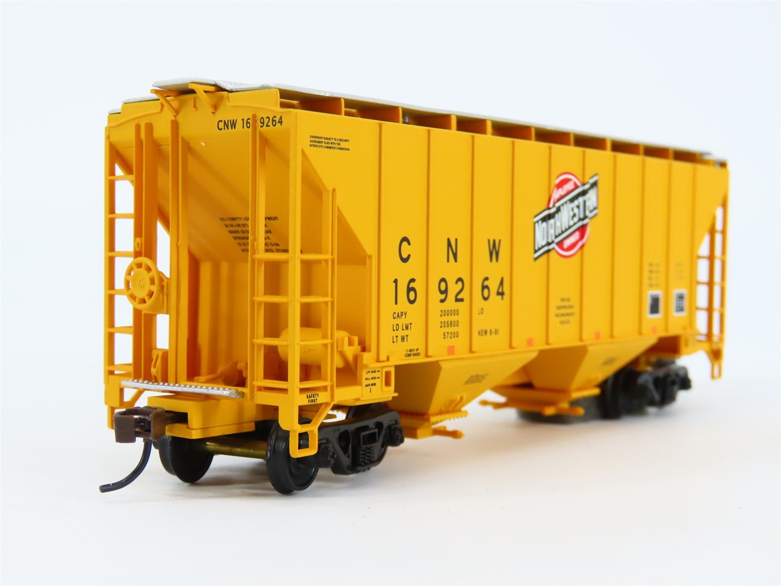 HO Scale Walthers 932-5377 CNW Chicago North Western 2-Bay Hopper #169264