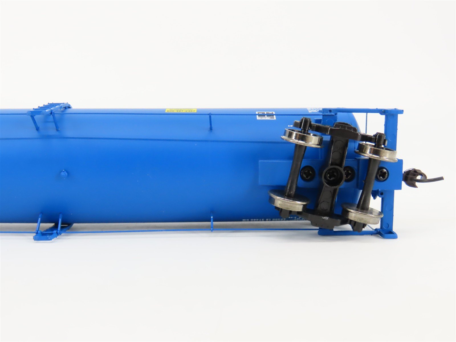 HO Scale Walthers Gold Line 932-7274 CELX Funnel Flow Tank Car #15200