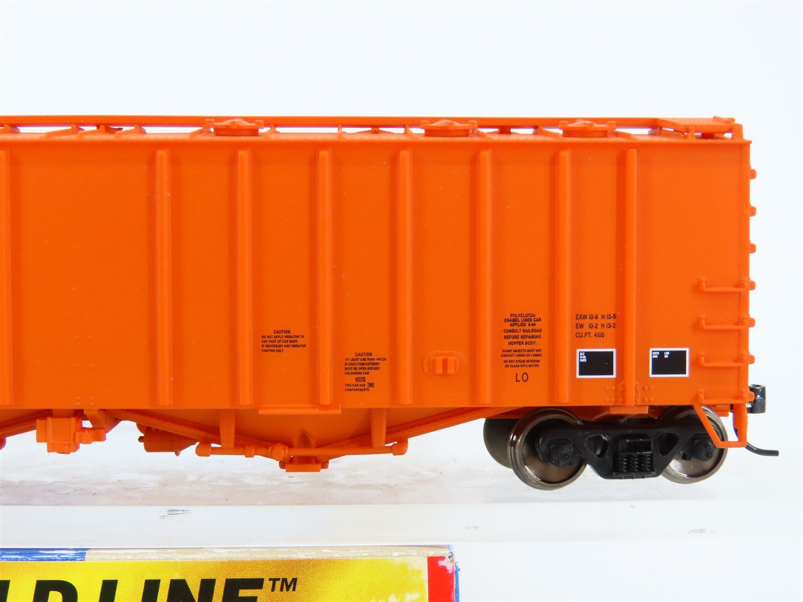 HO Walthers Gold Line 932-3722 ICG Illinois Central Gulf Airslide Hopper #782702