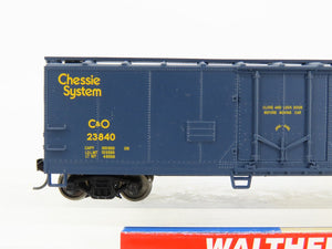 HO Scale Walthers 932-60302 C&O Chessie System 40' Plug Door Box Car #23840