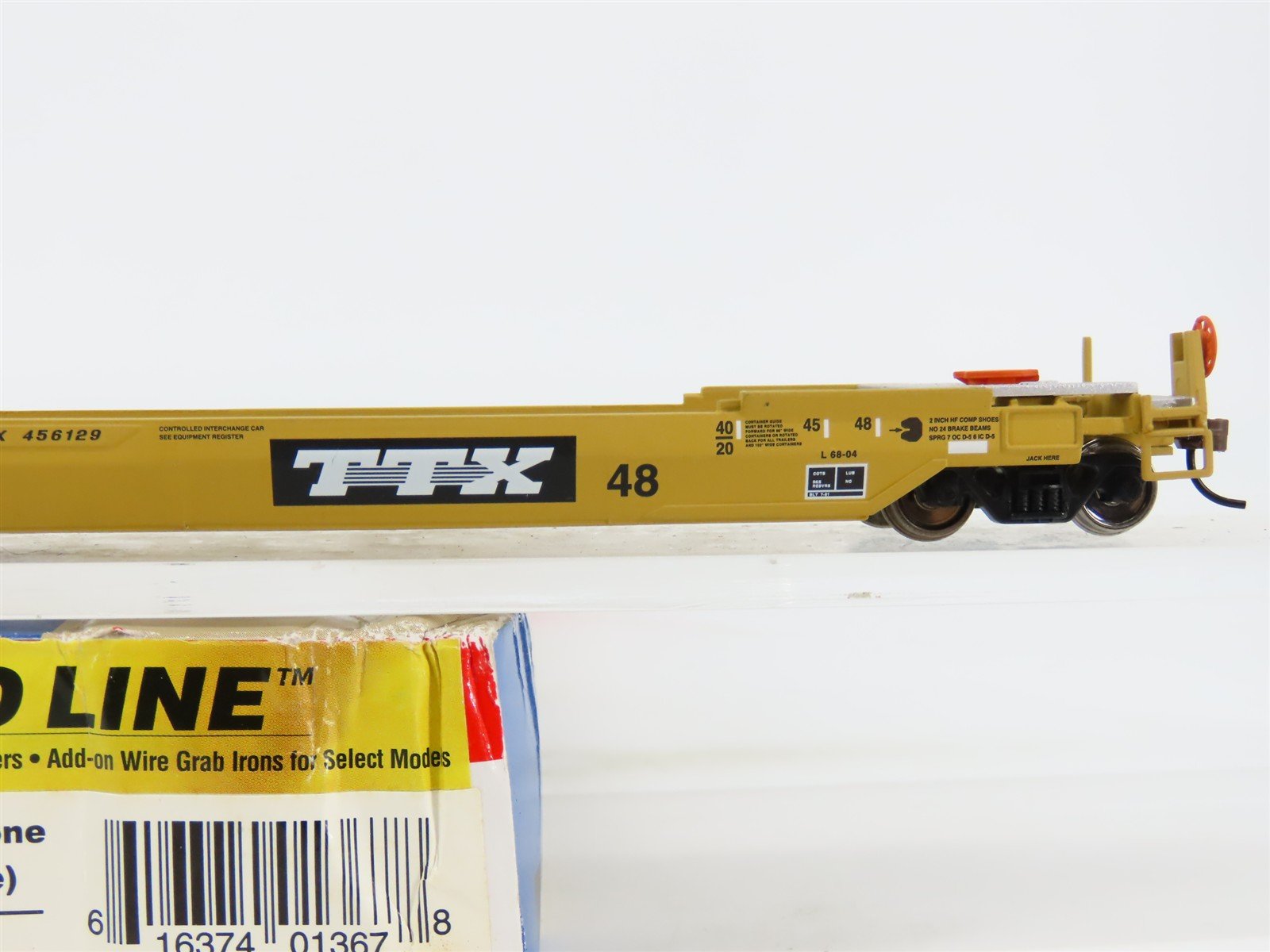 HO Scale Walthers Gold Line 932-4305 DTTX Trailer Train Husky Stack #456129
