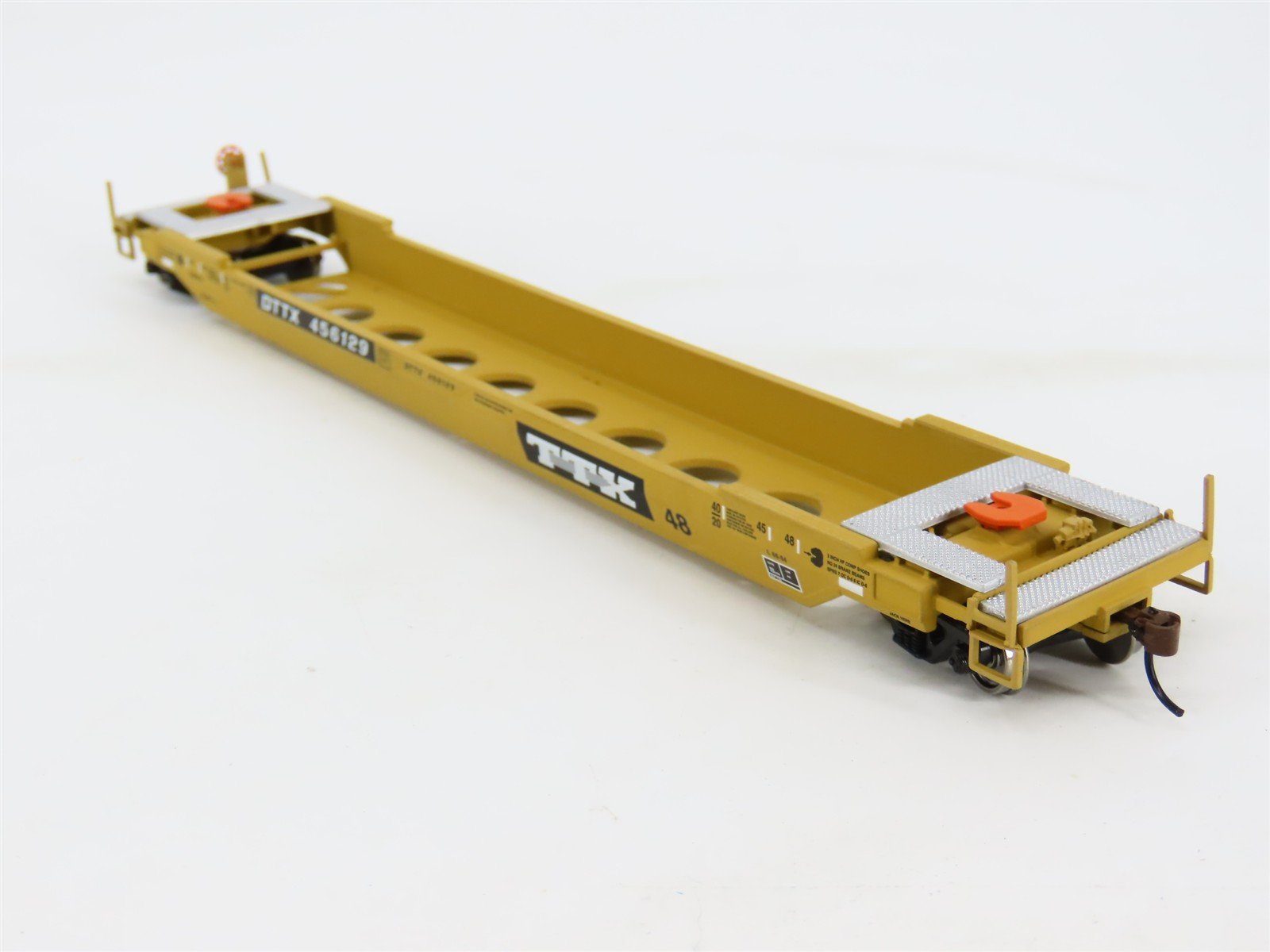 HO Scale Walthers Gold Line 932-4305 DTTX Trailer Train Husky Stack #456129