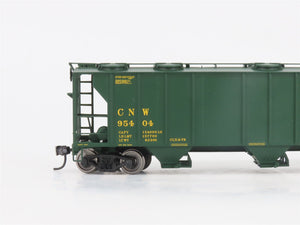 HO Scale Walthers Gold Line 932-7973 CNW PS2 3-Bay Covered Hopper #9540