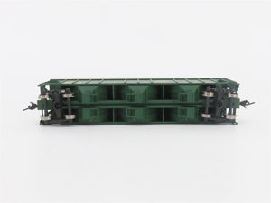HO Scale Walthers Gold Line 932-7973 CNW PS2 3-Bay Covered Hopper #9540