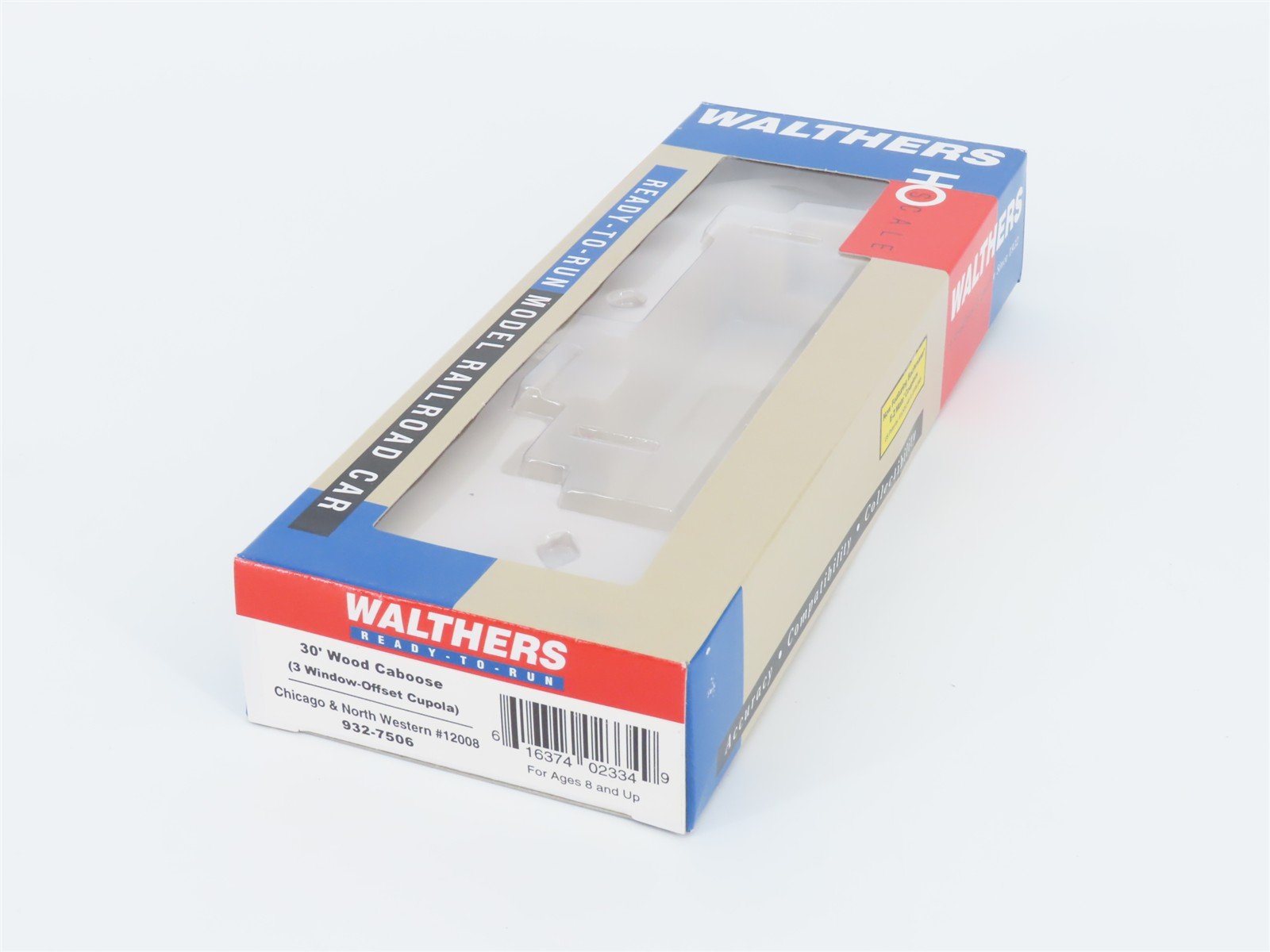 HO Scale Walthers 932-7506 CNW 30' Offset Cupola Wood Caboose #12008