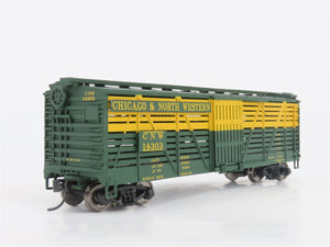 HO Walthers Mainline 910-4502 CNW Chicago & North Western 40' Stock Car #14303