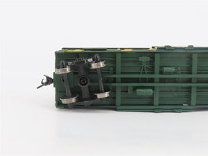 HO Walthers Mainline 910-4502 CNW Chicago & North Western 40' Stock Car #14303