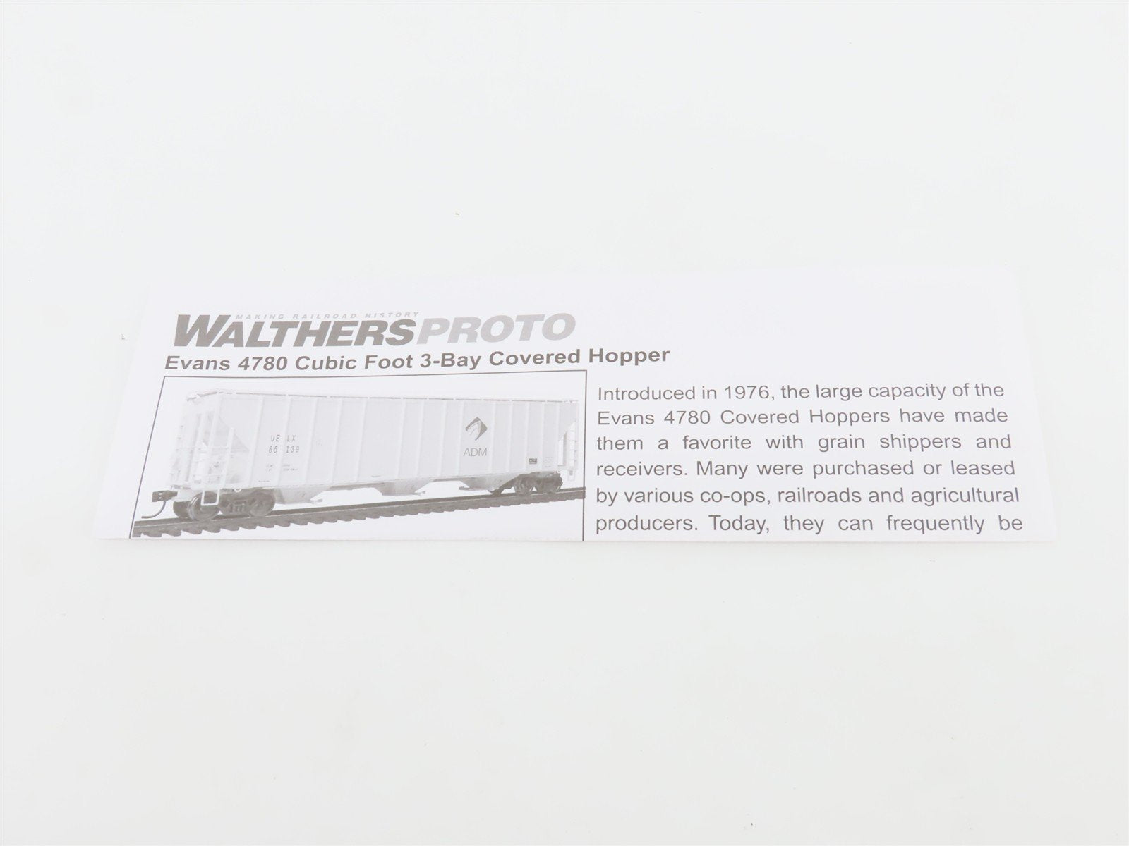 HO Walthers Proto 920-106160 USLX Farmer's Co-op 3-Bay Covered Hopper #26724
