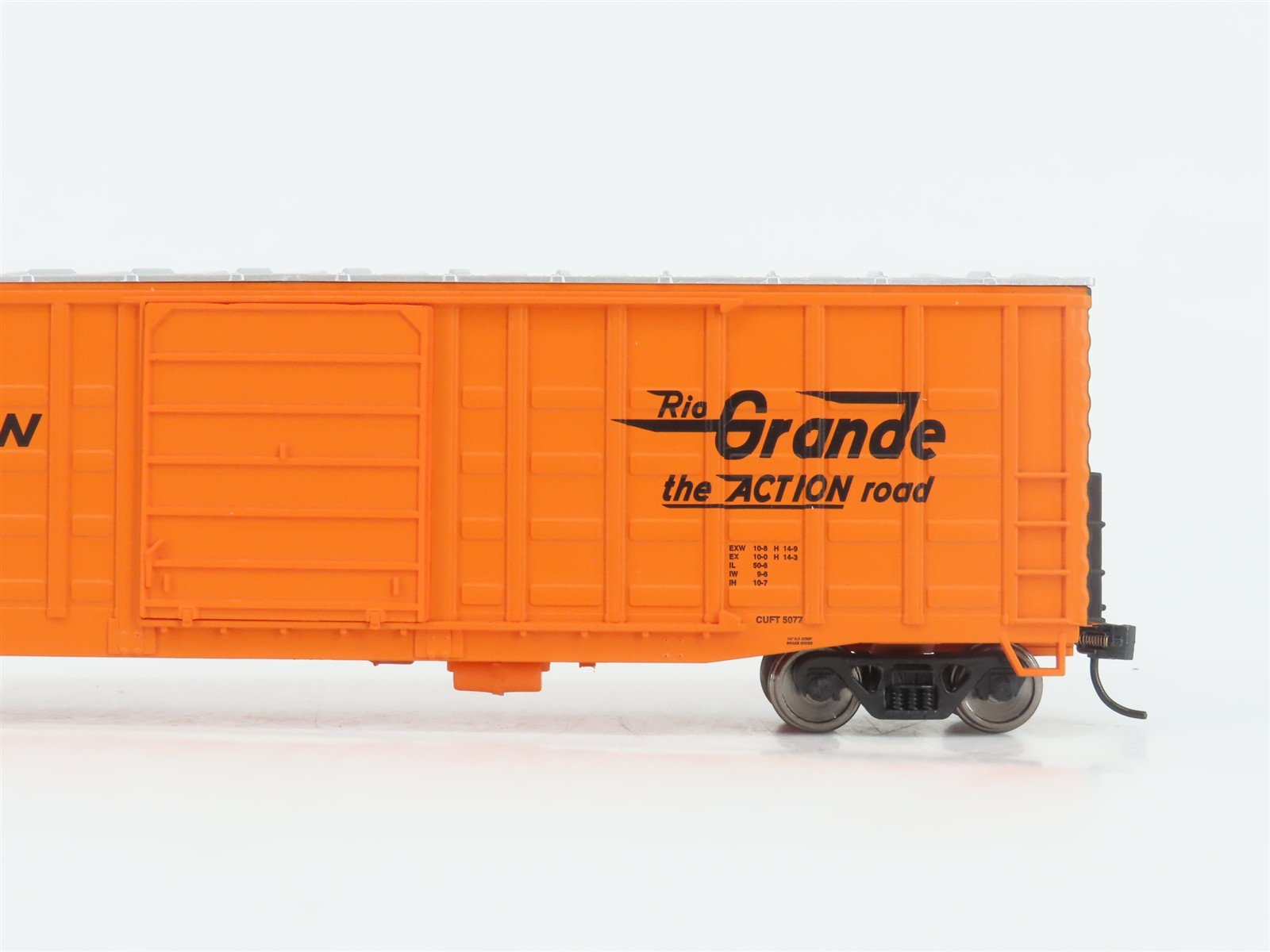 HO Scale Walthers 932-60807 D&RGW Rio Grande 50' Waffle-Side Box Car #64122