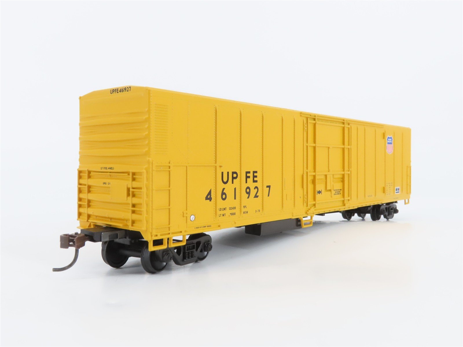 HO Athearn 7113 UPFE Pacific Fruit Express Union Pacific 57' Mech Reefer #461927