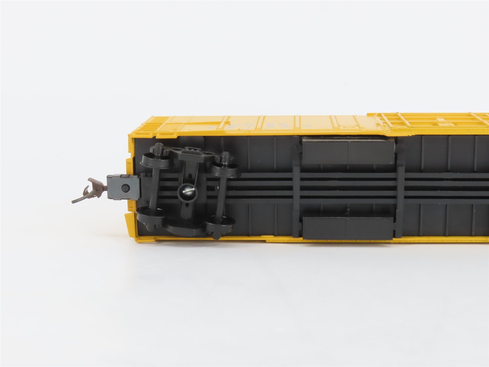 HO Athearn 7113 UPFE Pacific Fruit Express Union Pacific 57' Mech Reefer #461927