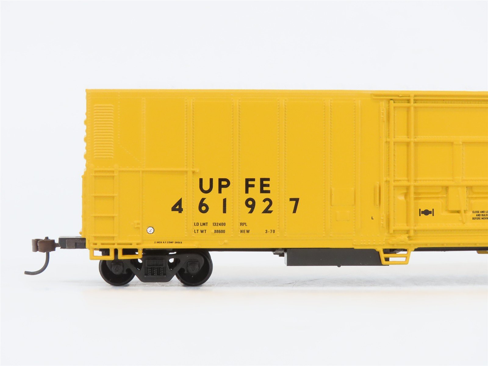 HO Athearn 7113 UPFE Pacific Fruit Express Union Pacific 57' Mech Reefer #461927