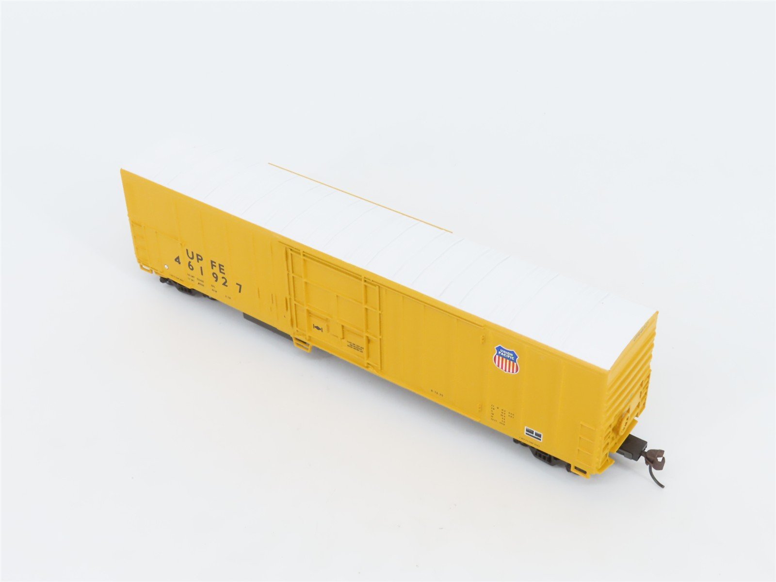 HO Athearn 7113 UPFE Pacific Fruit Express Union Pacific 57' Mech Reefer #461927