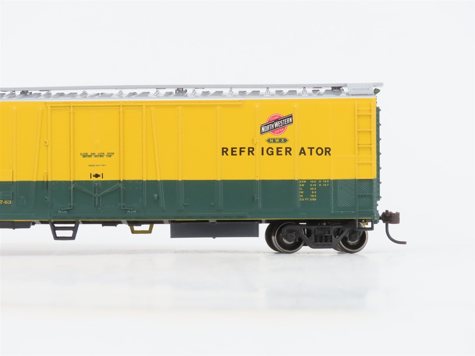 HO Scale Athearn 75474 NWMX CNW Chicago & North Western 50' Mech Reefer #61041