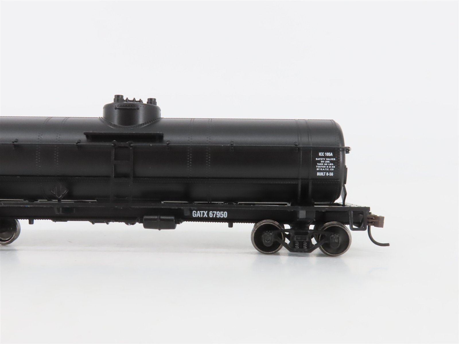 HO Scale Athearn 7308 GATX 8k Gallon Single Dome Tank Car #67950