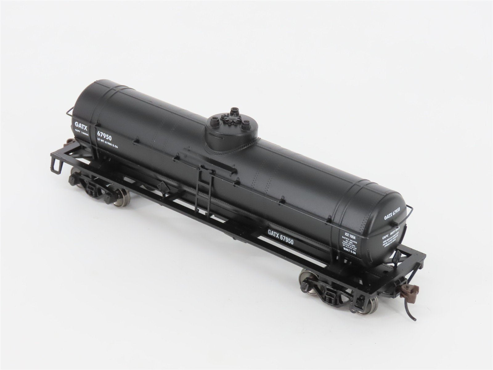 HO Scale Athearn 7308 GATX 8k Gallon Single Dome Tank Car #67950