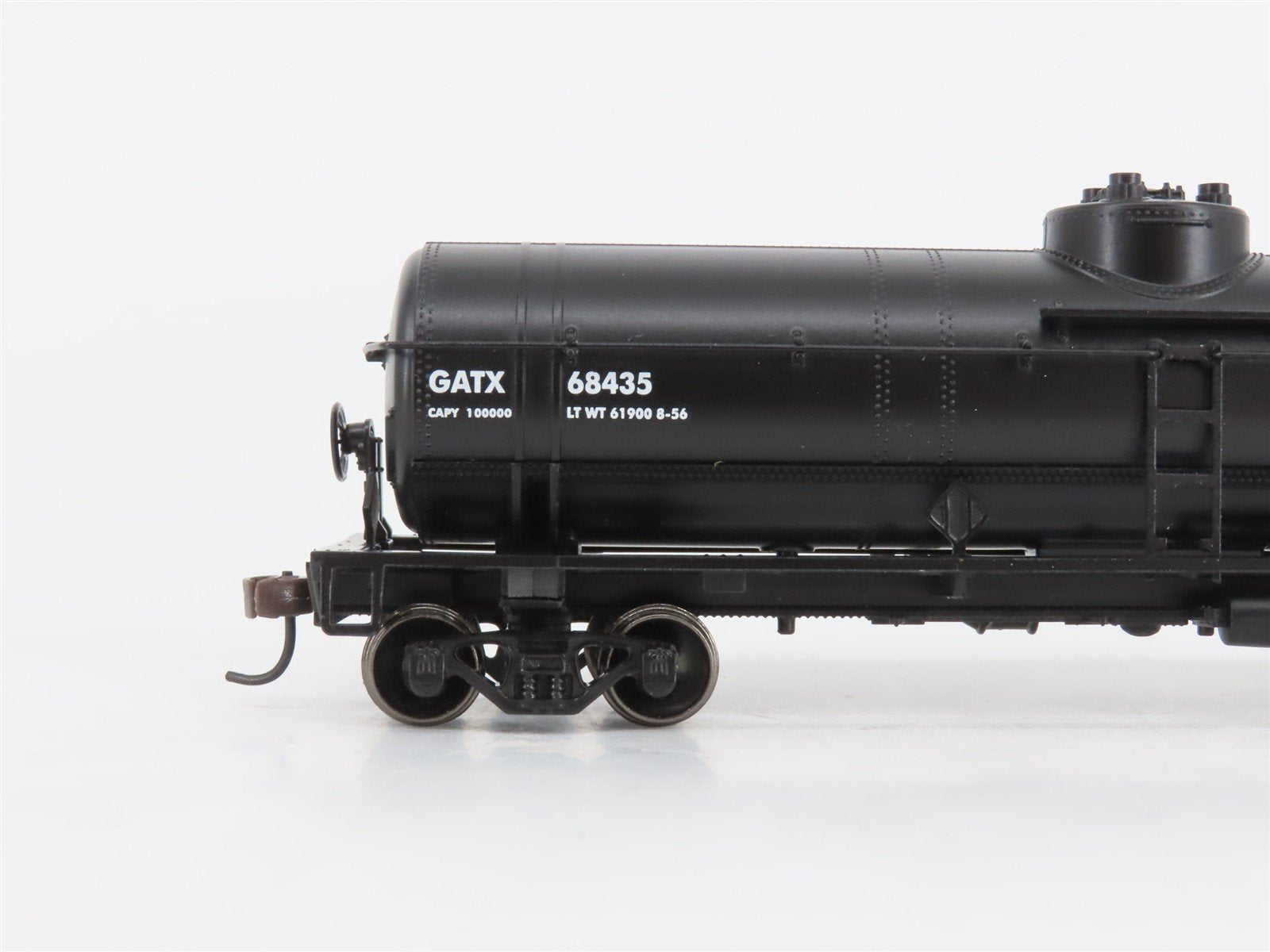 HO Scale Athearn 7309 GATX 8k Gallon Single Dome Tank Car #68435