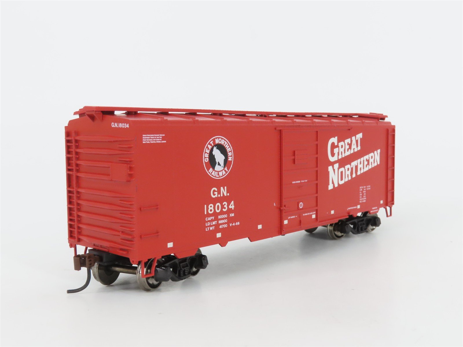 HO Scale Athearn 73462 GN Great Northern 40' Superior Door Box Car #18034