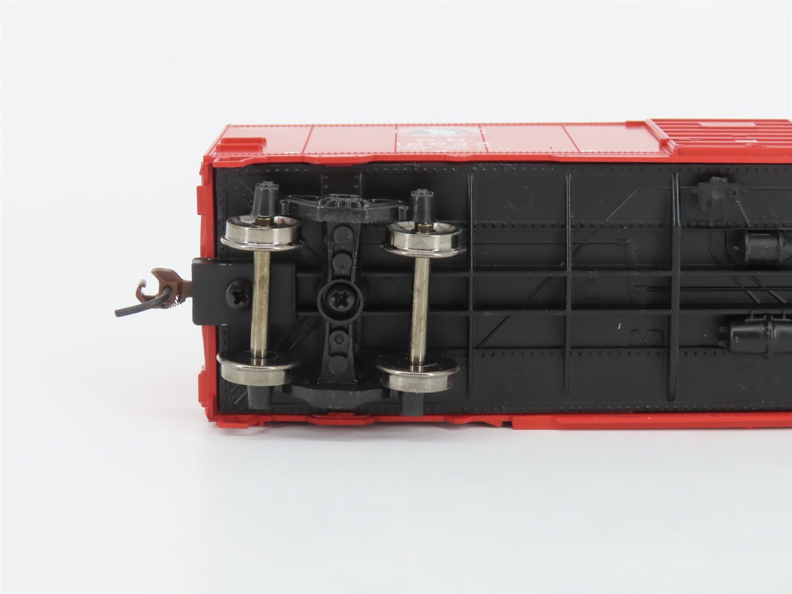 HO Scale Athearn 73462 GN Great Northern 40' Superior Door Box Car #18034