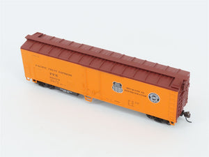 HO Scale Athearn 7553 PFE Pacific Fruit Express 50' Mech Reefer #301123