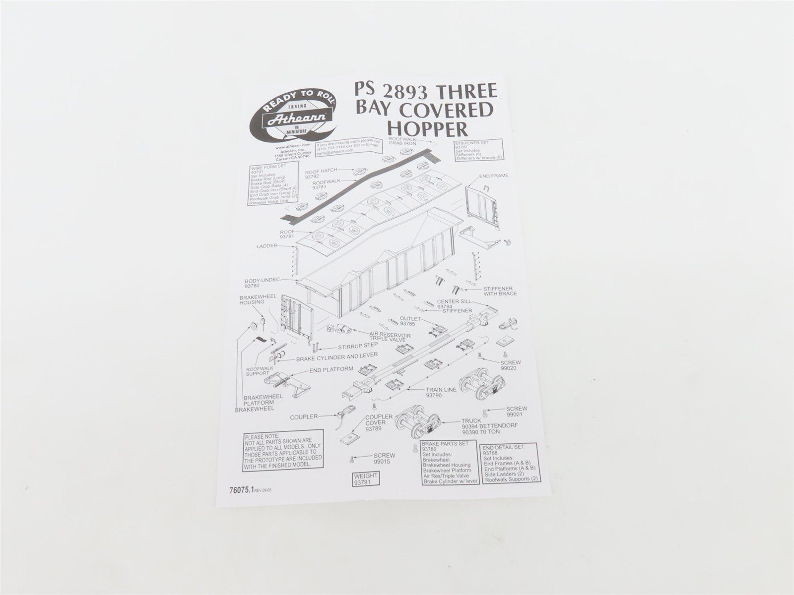 HO Scale Athearn 93726 GTW Grand Trunk Western 3-Bay Covered Hopper #113906