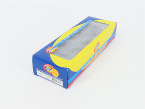 HO Scale Athearn 93726 GTW Grand Trunk Western 3-Bay Covered Hopper #113906