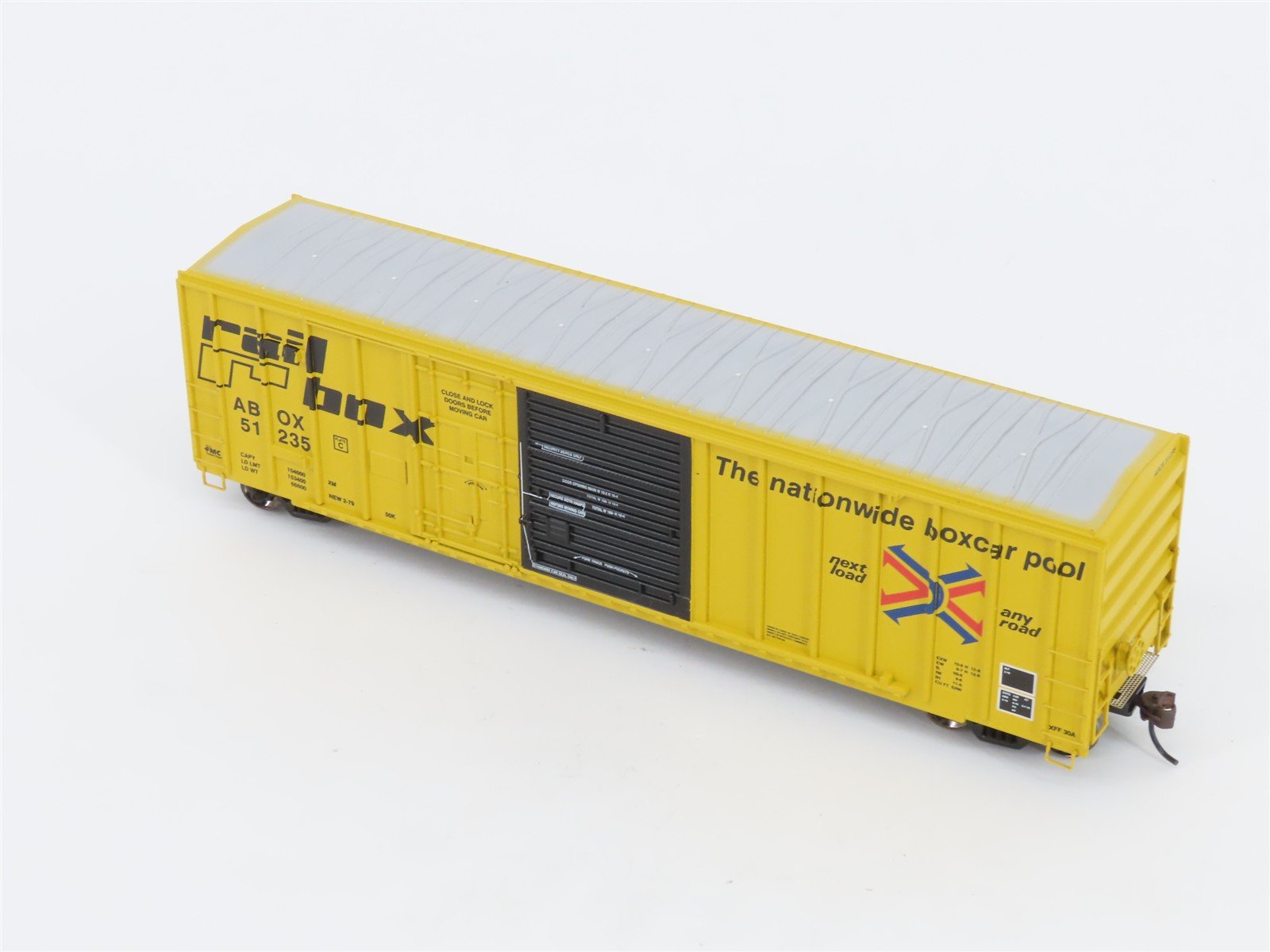 HO Scale Athearn 92846 ABOX Railbox (early) FMC 50' Combo Door Box Car #51235