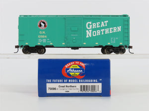 HO Scale Athearn 70096 GN Great Northern 40' Youngstown Door Box Car #10984