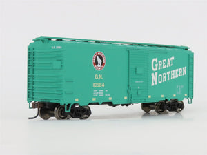 HO Scale Athearn 70096 GN Great Northern 40' Youngstown Door Box Car #10984