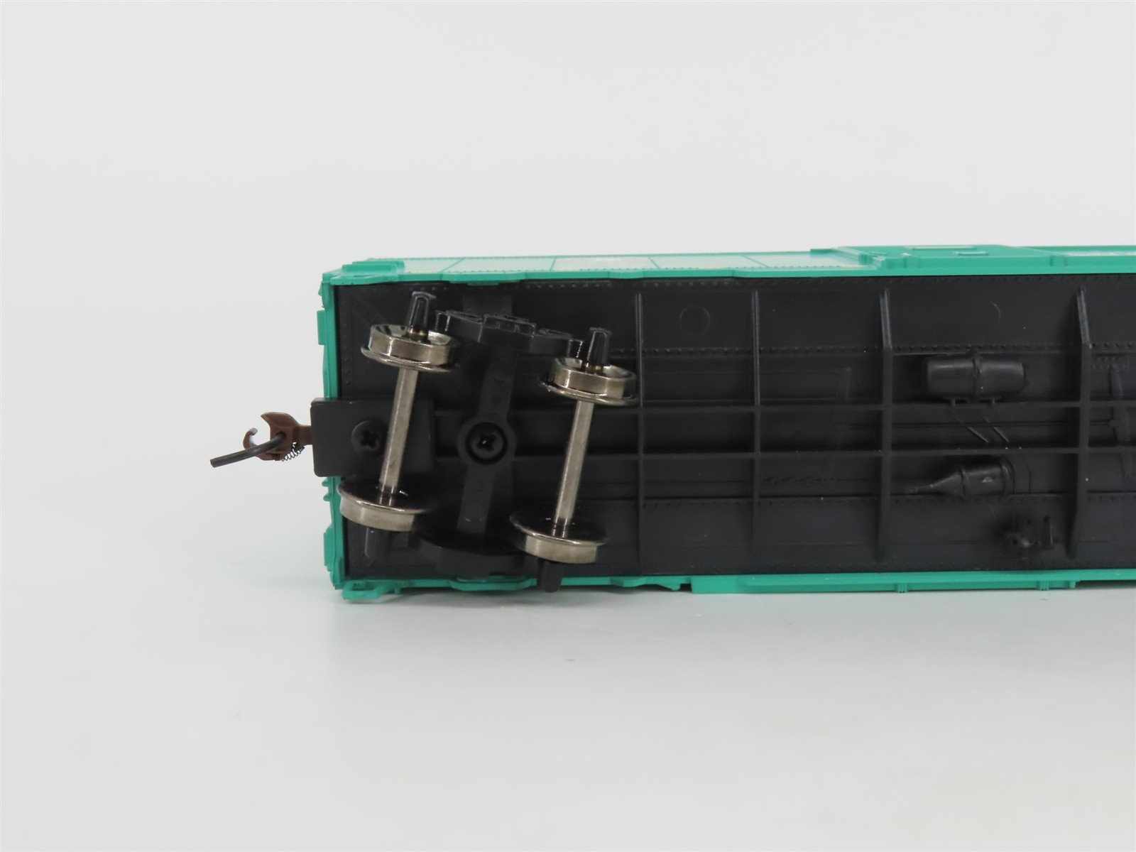 HO Scale Athearn 70096 GN Great Northern 40' Youngstown Door Box Car #10984