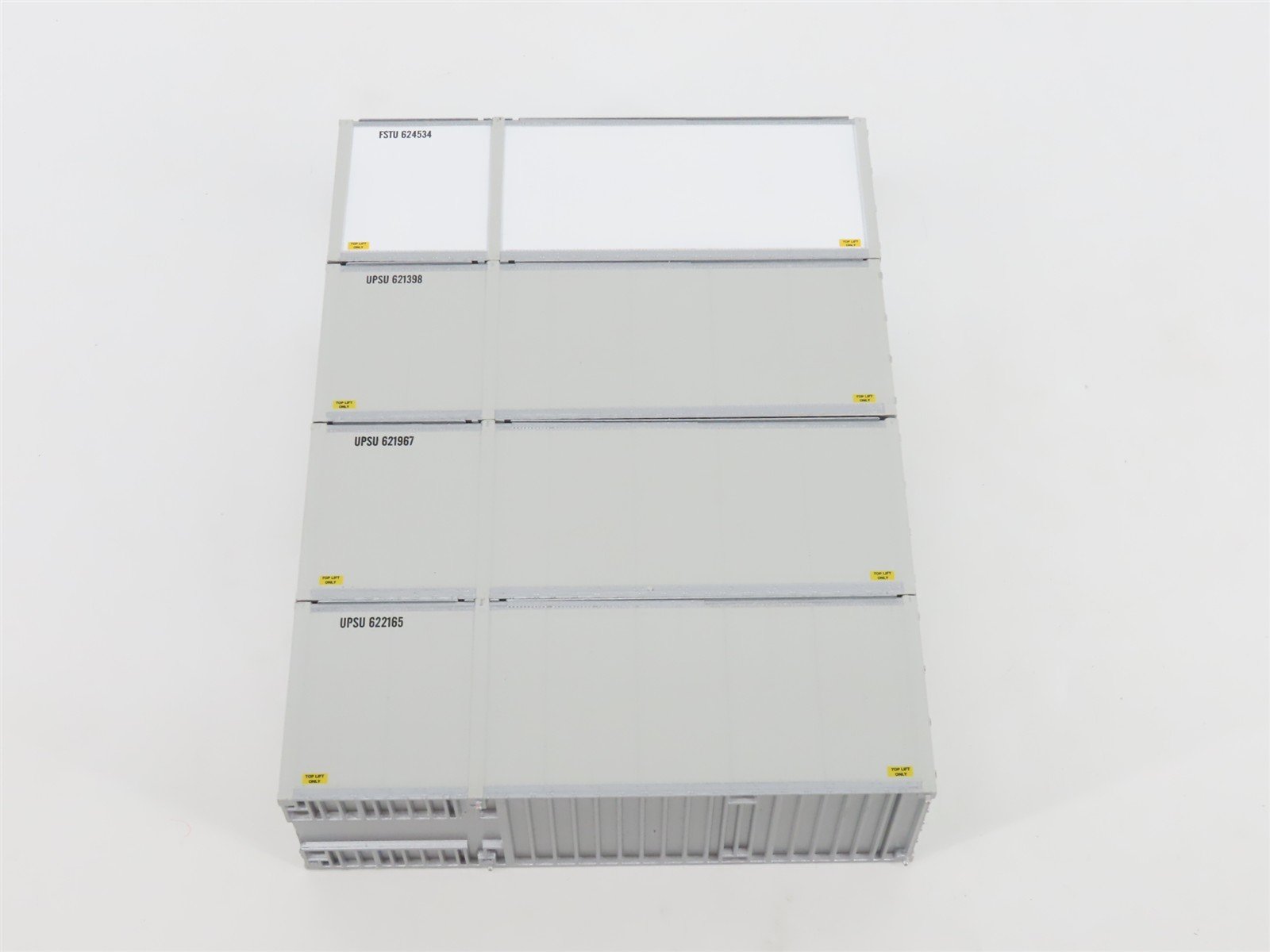 HO Scale Athearn 91101 GBRX 56' Well Car #2853 w/ 4 28' Containers