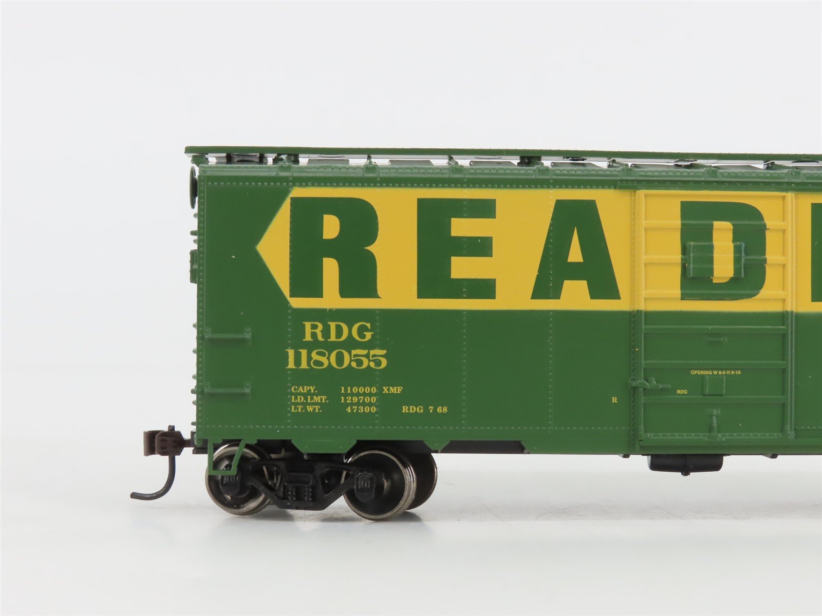 HO Scale Athearn 70355 RDG Reading 40' Superior Door Box Car #118055