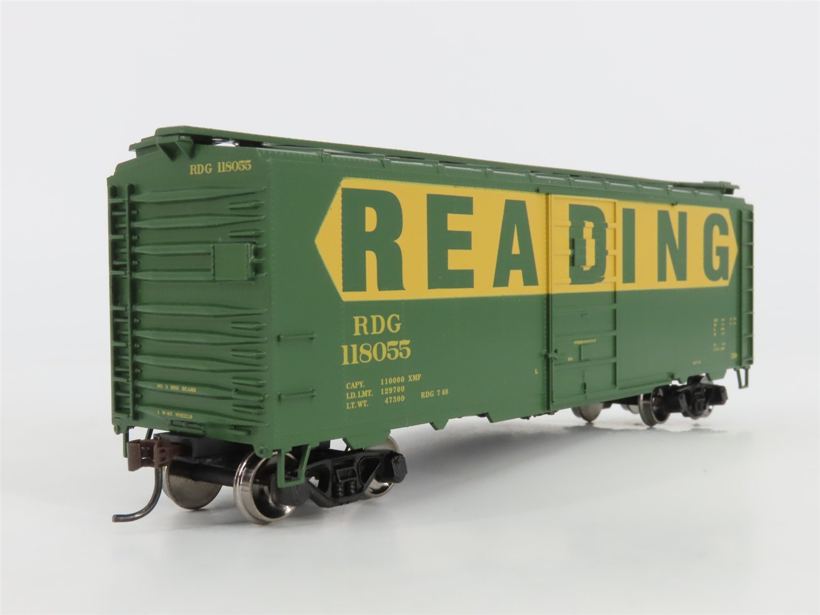 HO Scale Athearn 70355 RDG Reading 40' Superior Door Box Car #118055