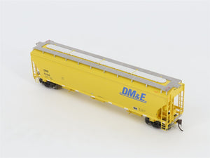 HO Athearn Genesis G4260 DM&E Trinity 5161 cu. ft. 3-Bay Covered Hopper #51124