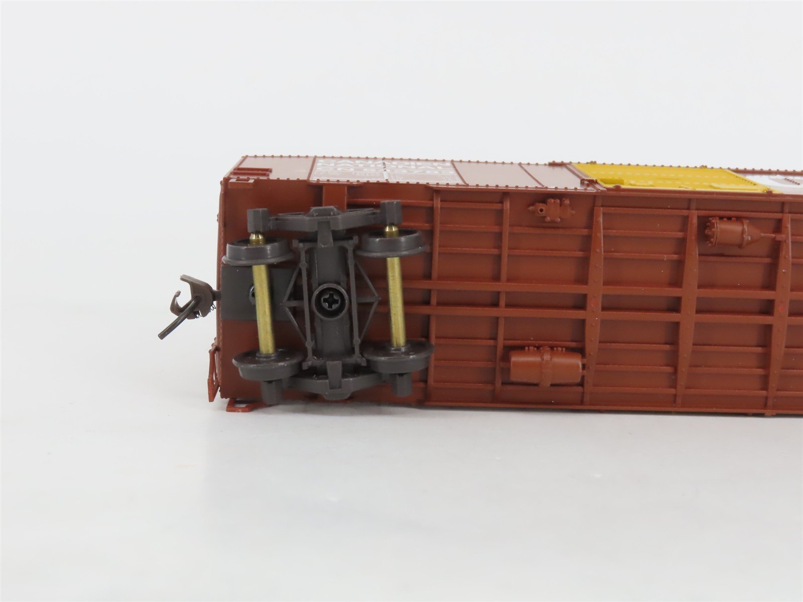 HO Scale Trains Canada 1-2012 CN Canadian National 40' Box Car #543783