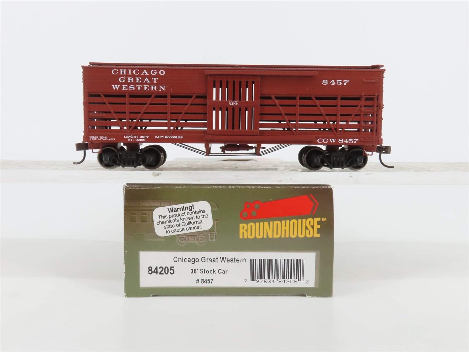 HO Scale Roundhouse 84205 CGW Chicago Great Western 36' Stock Car #8457