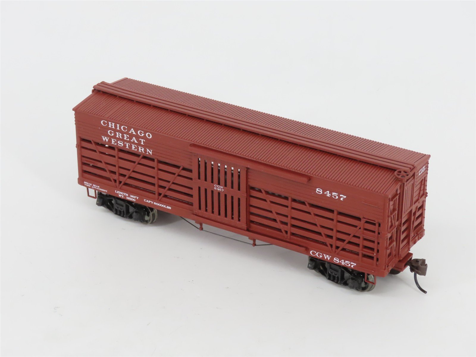 HO Scale Roundhouse 84205 CGW Chicago Great Western 36' Stock Car #8457