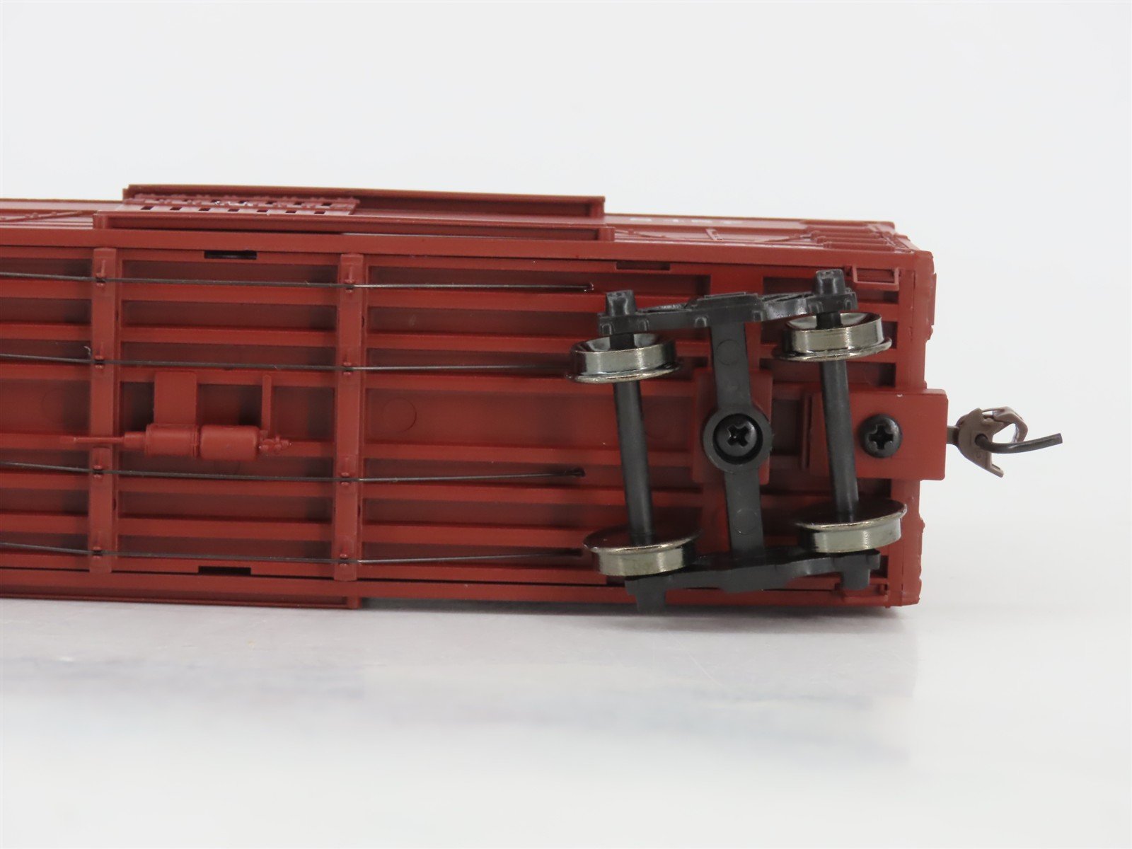 HO Scale Roundhouse 84205 CGW Chicago Great Western 36' Stock Car #8457