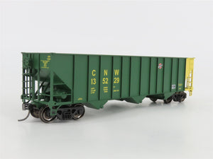HO Scale Bowser Executive 40628 CNW Chicago & North Western 3-Bay Hopper #135229