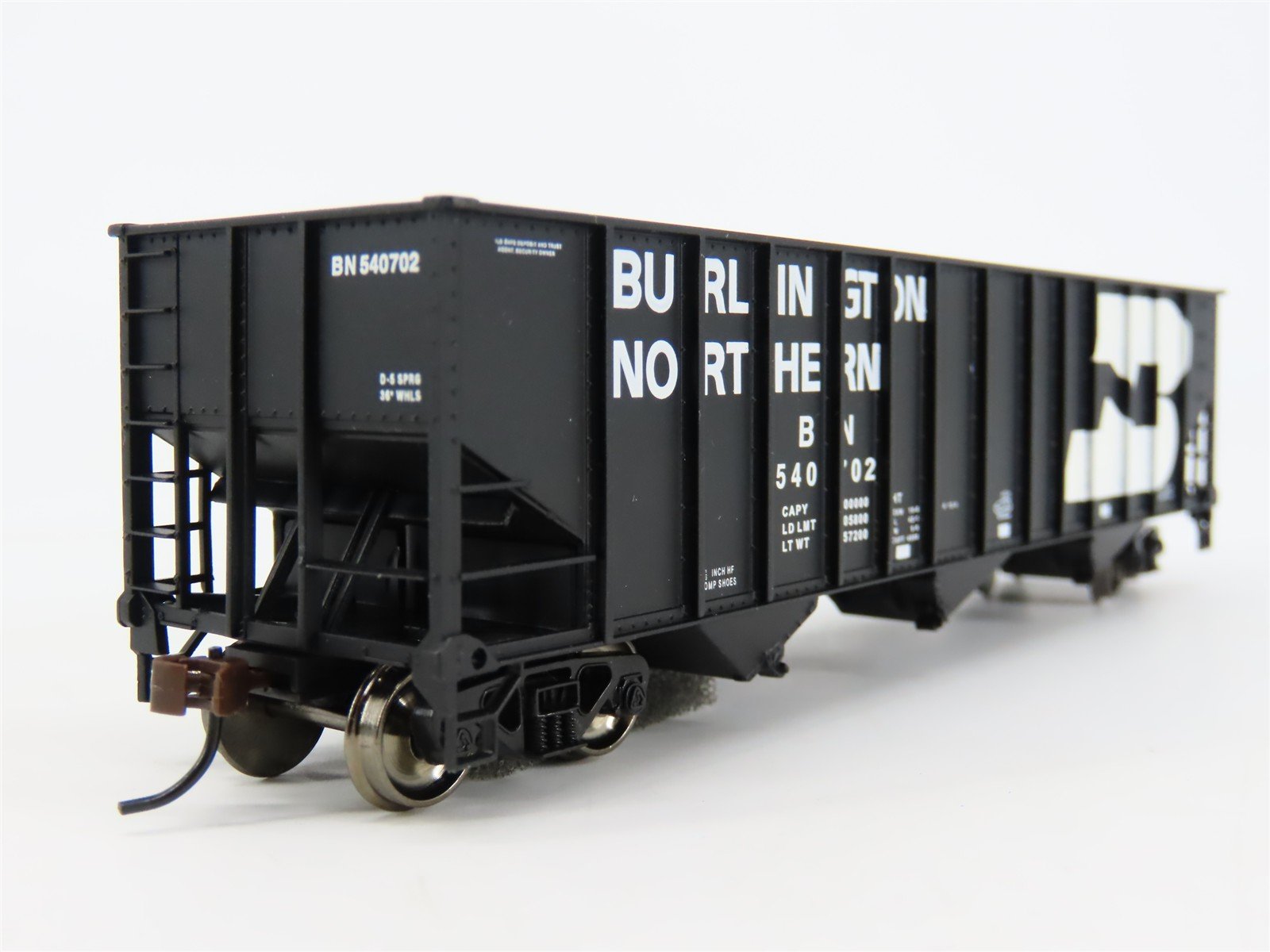 HO Bachmann Silver Series 18703 BN Burlington Northern 3-Bay Open Hopper #540702