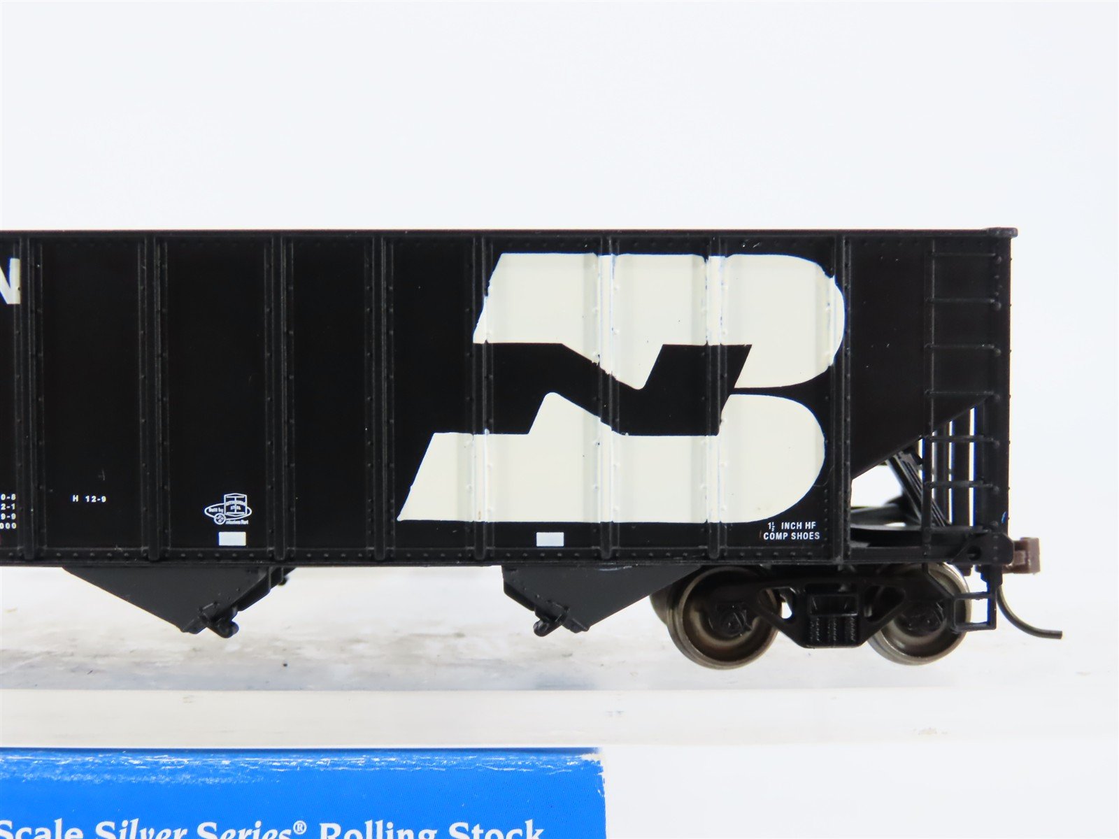 HO Bachmann Silver Series 18703 BN Burlington Northern 3-Bay Open Hopper #540702
