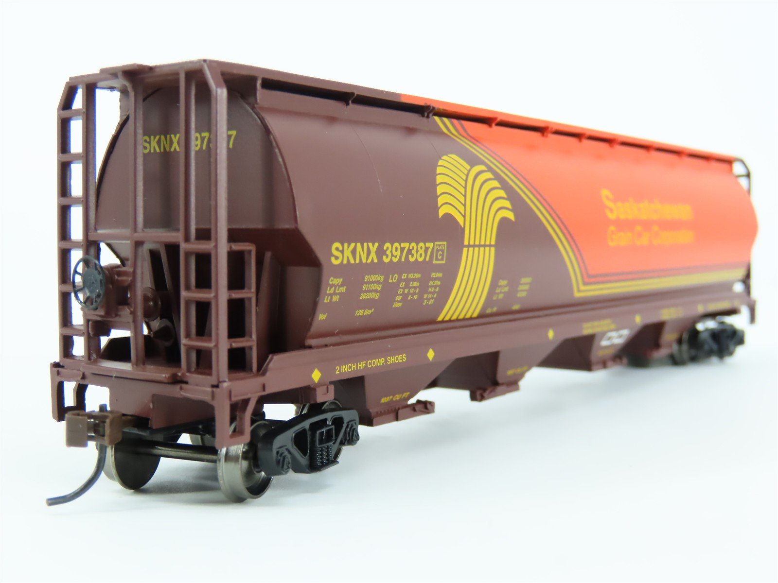 HO Bachmann Silver Series 19140 SKNX Saskatchewan Cylindrical Hopper #397387