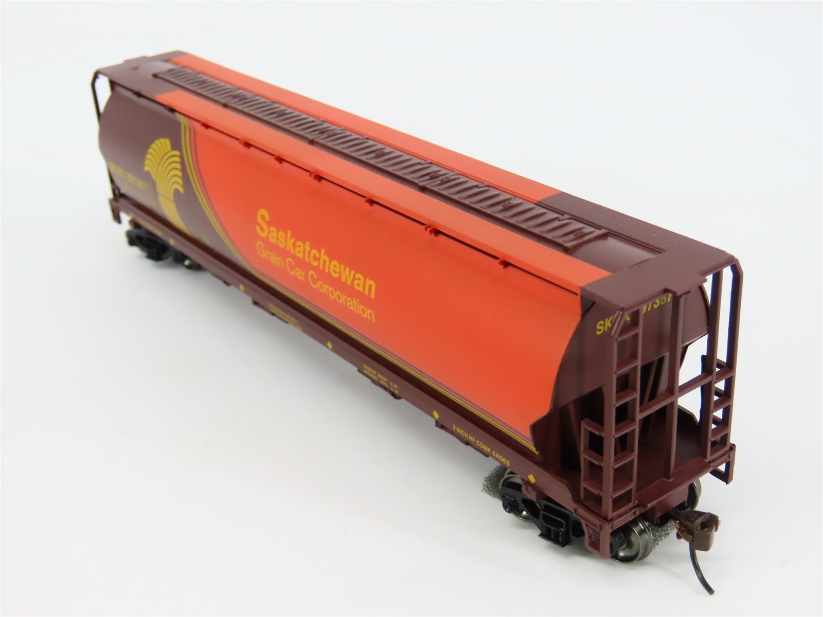 HO Bachmann Silver Series 19140 SKNX Saskatchewan Cylindrical Hopper #397387