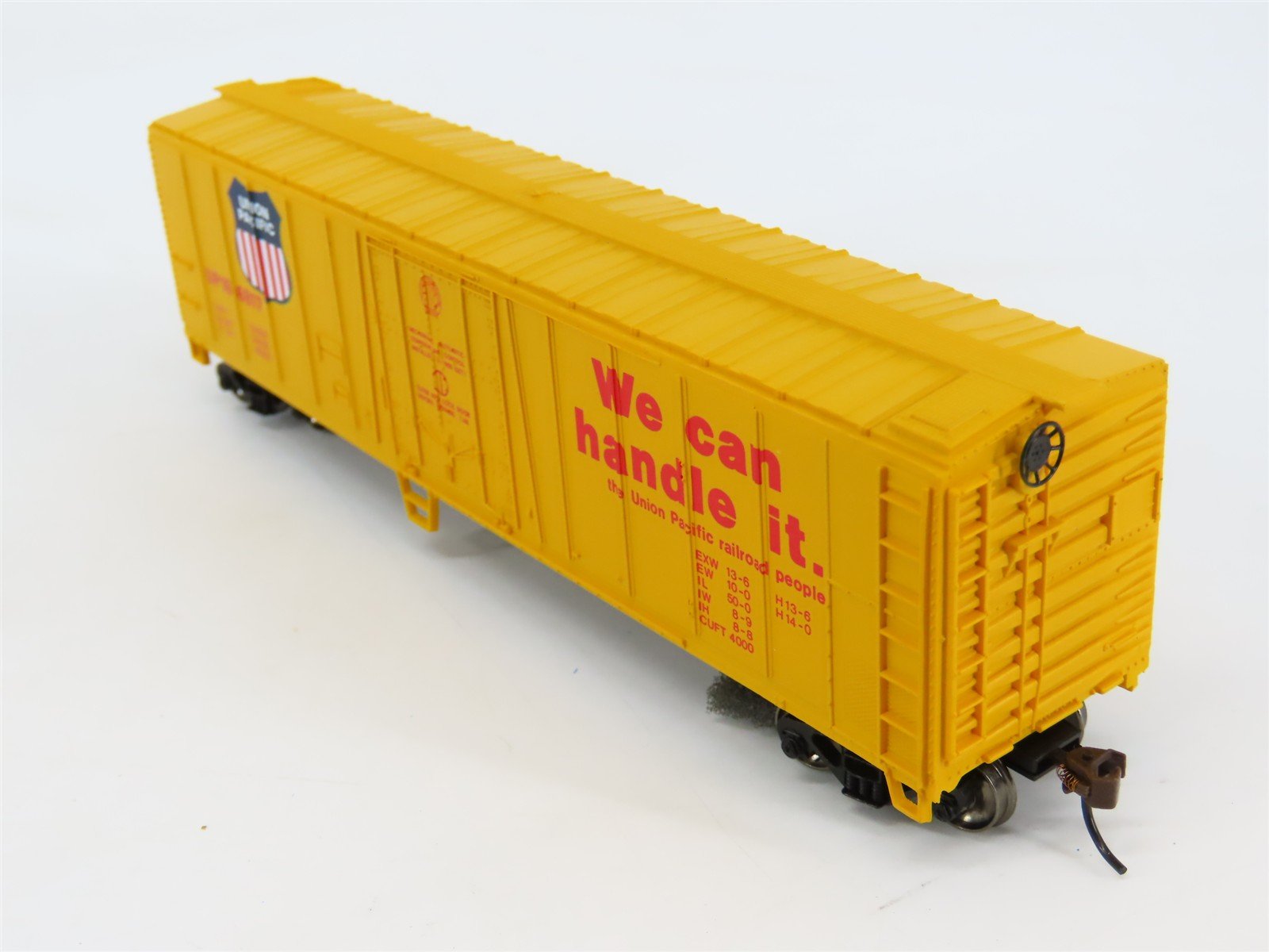 HO Scale Bachmann Silver Series 17901 UP Union Pacific 50' Steel Reefer #166817