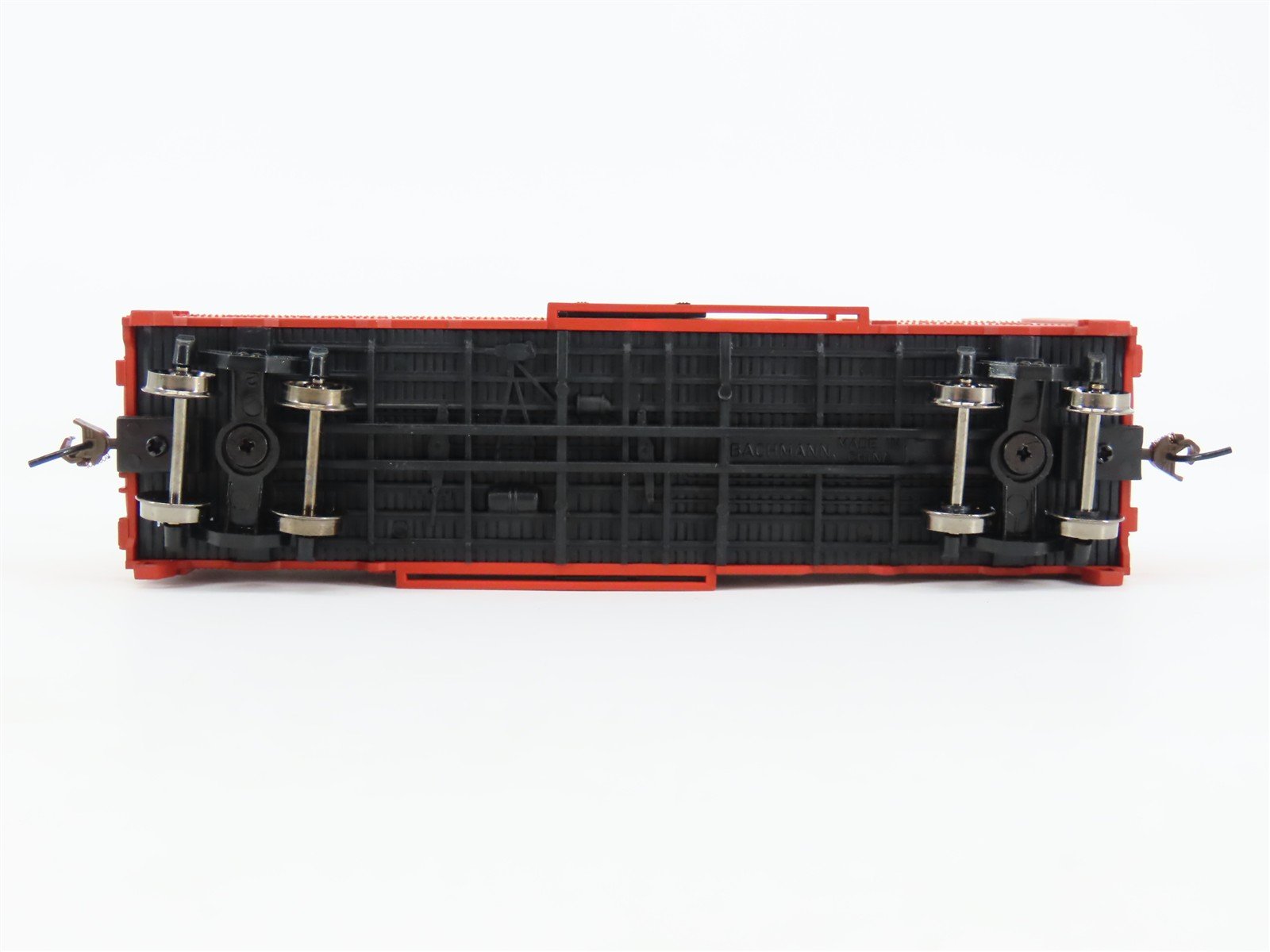 HO Scale Bachmann Silver Series 17031 NH New Haven 40' Box Car #39288