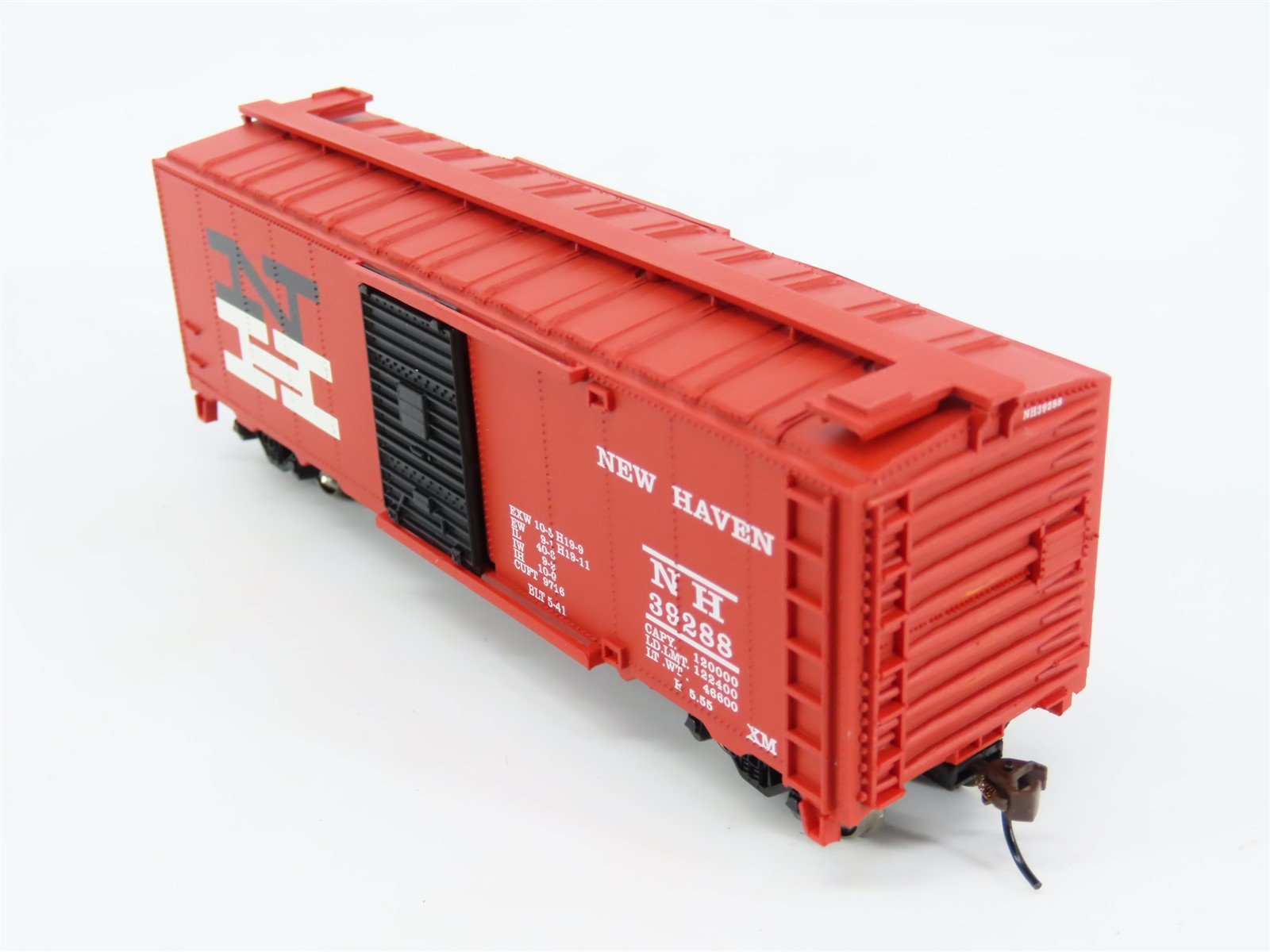HO Scale Bachmann Silver Series 17031 NH New Haven 40' Box Car #39288